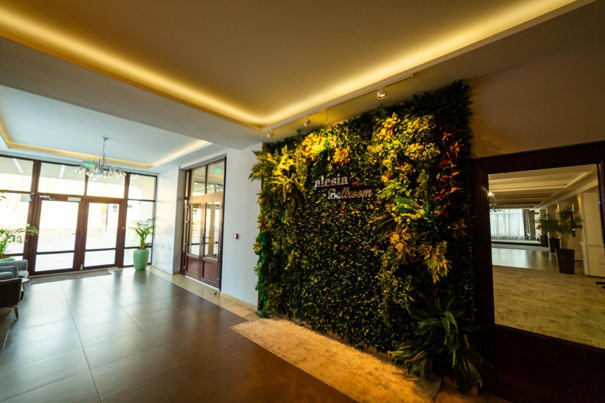 Hotel Restaurant Alesia Corunca Luaran gambar